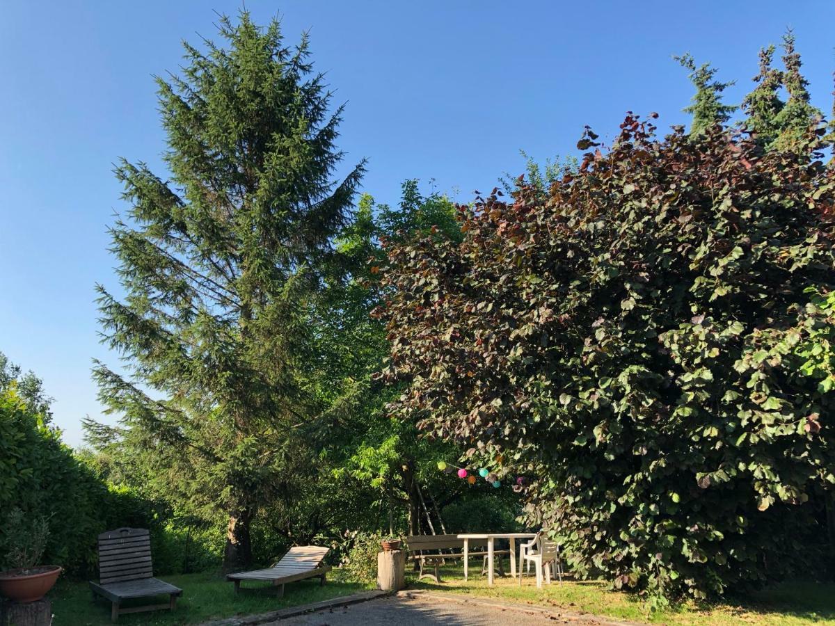 Aux lettres du lavoir La Rivière-Saint-Sauveur Extérieur photo